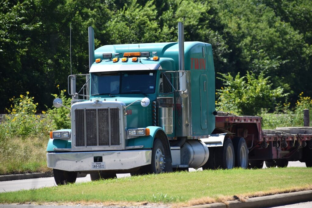 truck, 18 wheeler, flatbed-5291997.jpg